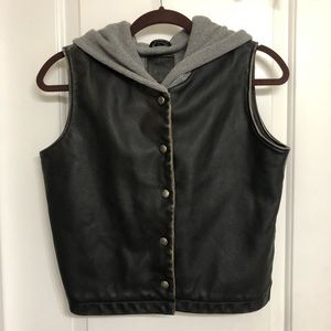 Fitigues Leather Vest